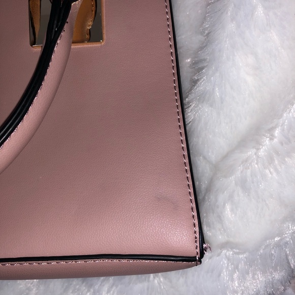 Call it spring purse 👜 - Picture 8 of 8